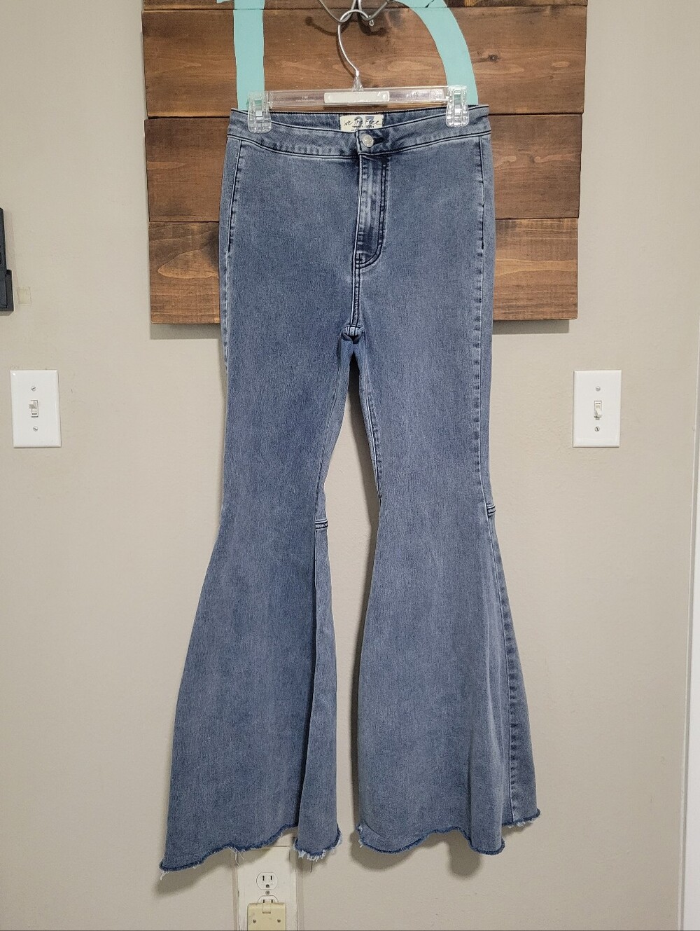 We The Free Vintage Blue Wash High Rise just Float On Flare Boho Retro Jeans 27